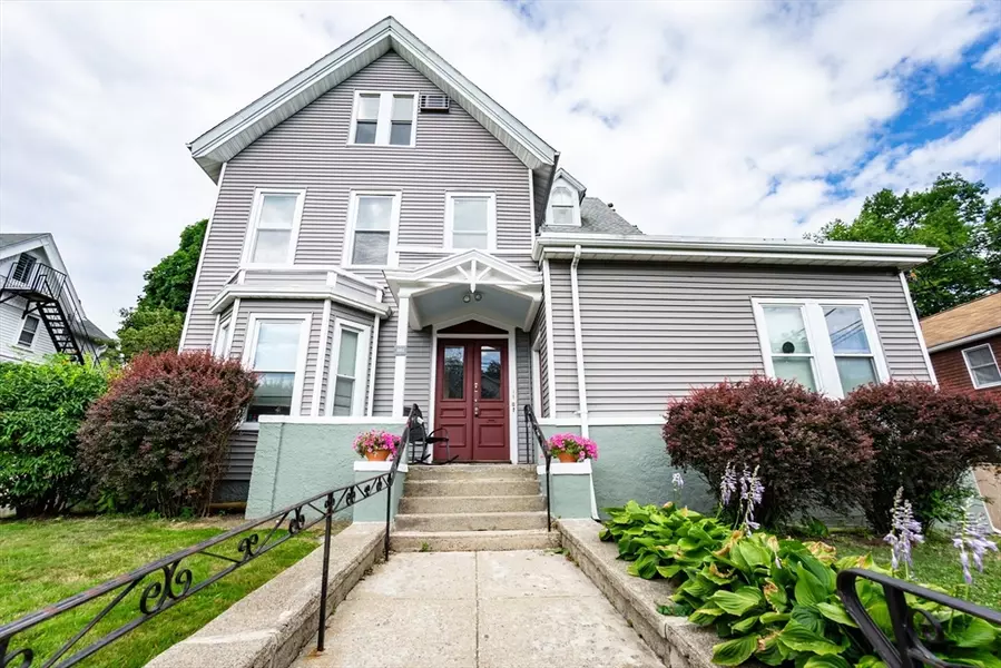 101 Central Avenue #1, Newton, MA 02460