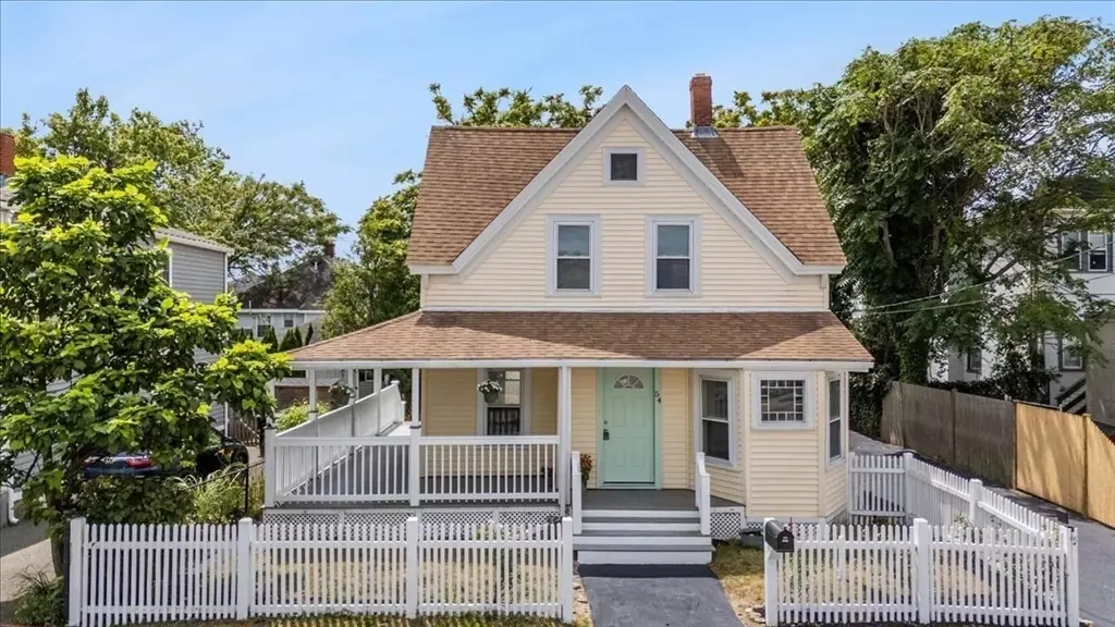 54 L St, Hull, MA 02045