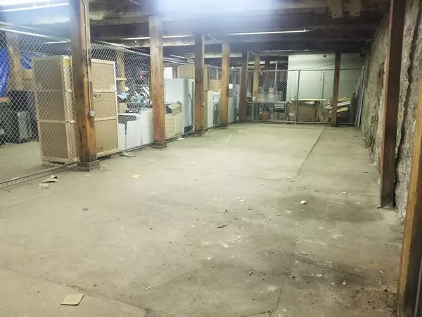 Peabody, MA 01960,119R Foster St #Building 4