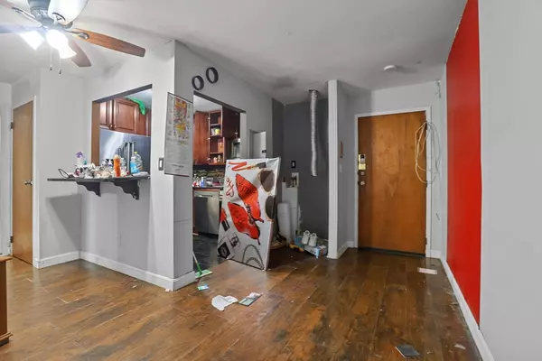 Boston, MA 02136,175 Clare Ave #B4