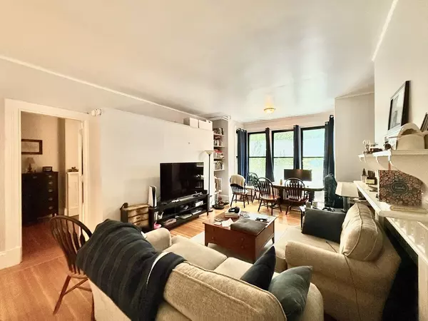 Boston, MA 02116,178 Marlborough Street #4