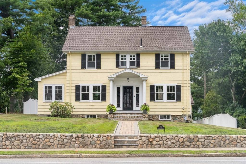 Winchester, MA 01890,162 Forest St