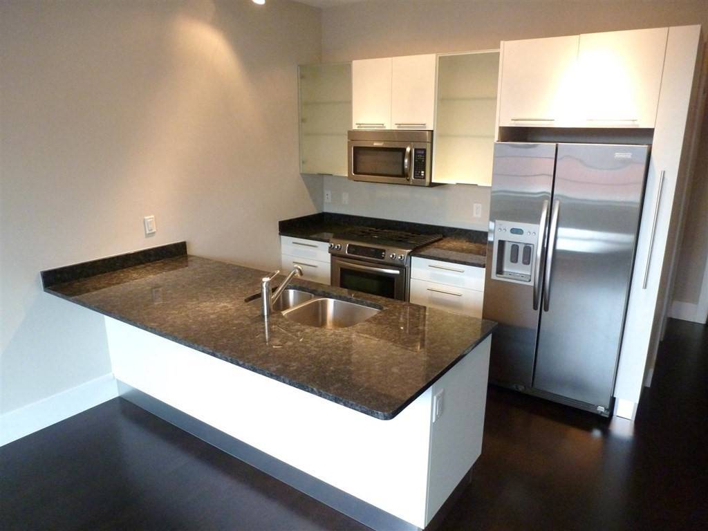Boston, MA 02127,154 W 2nd St #403