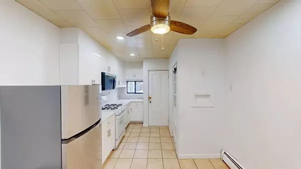 Somerville, MA 02145,78 Fremont St #78