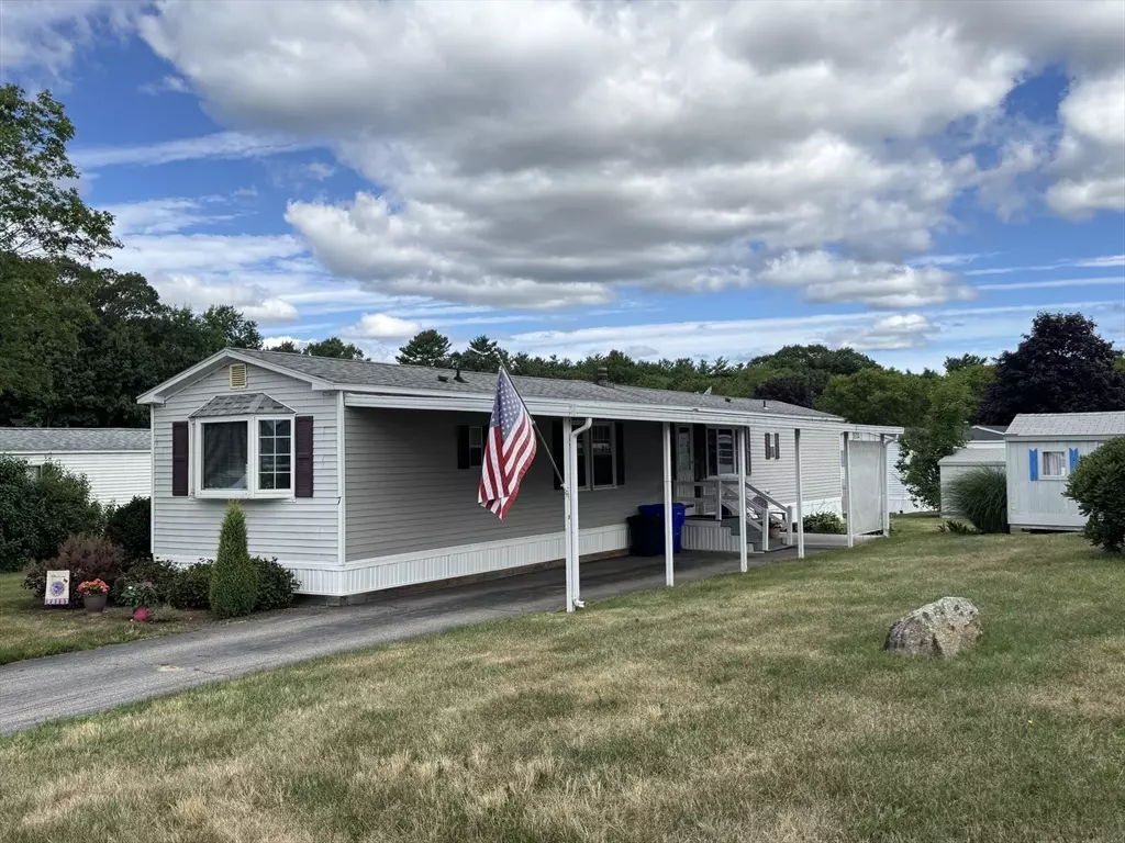Taunton, MA 02780,7 Minuteman Road
