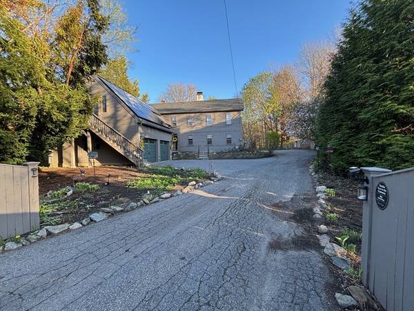 905 Main St, West Newbury, MA 01985