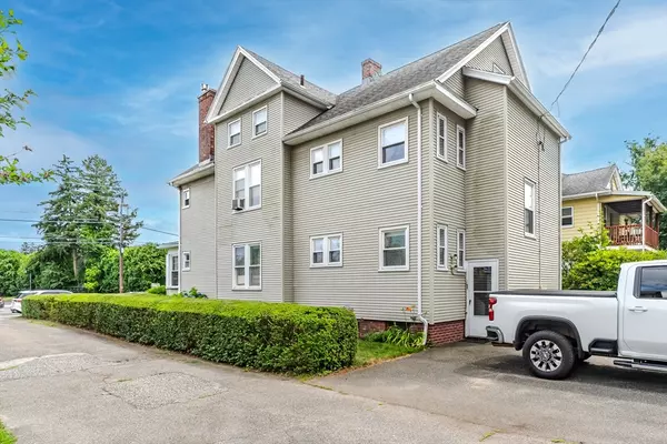 Holyoke, MA 01040,1657 Northampton St