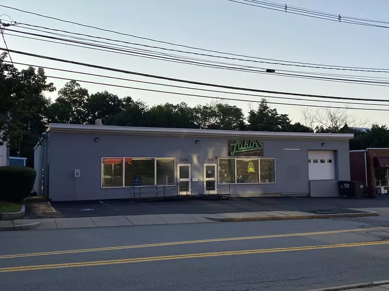 267-271 Lexington St, Waltham, MA 02452