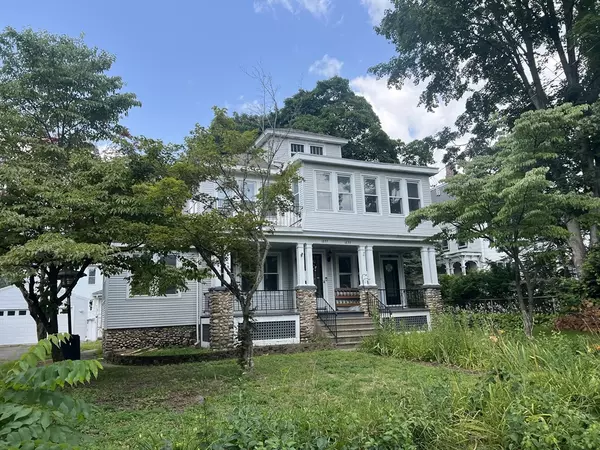 1855-1857 Northampton St, Holyoke, MA 01040