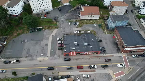 Worcester, MA 01605,107 E Central St