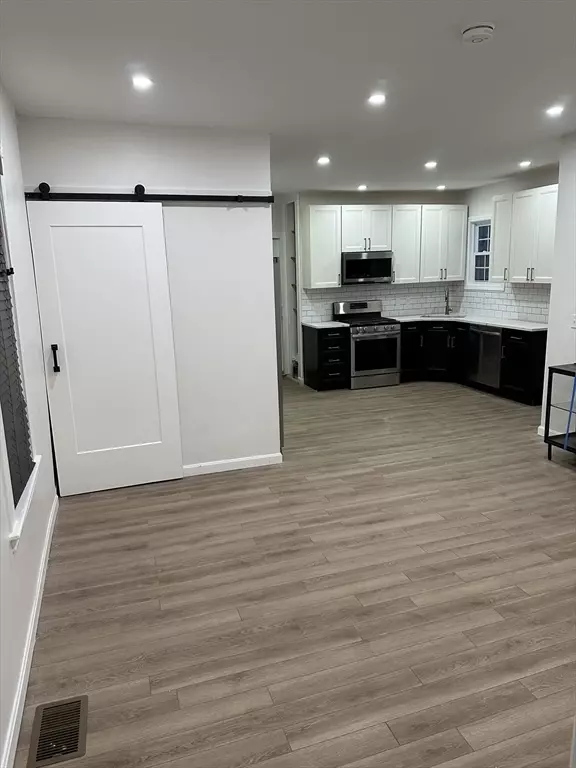Boston, MA 02124,83 Corbet St #1