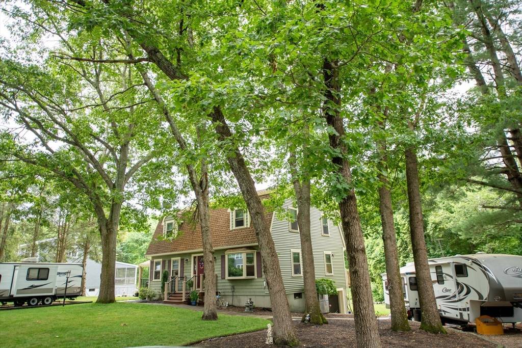 35 Deer Hil Road, Taunton, MA 02780