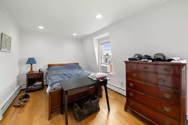 Boston, MA 02127,5 Burrill Pl