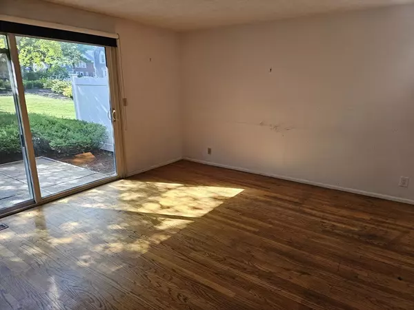 Swampscott, MA 01907,5 Bar Link Way #5