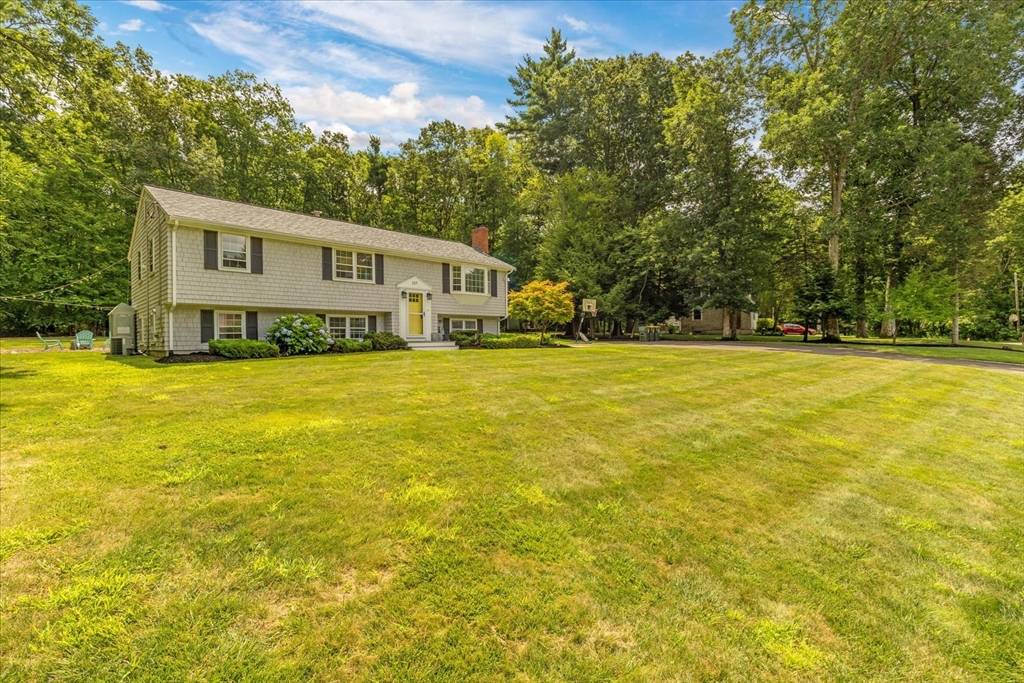 Hanson, MA 02341,117 Old Pine Dr