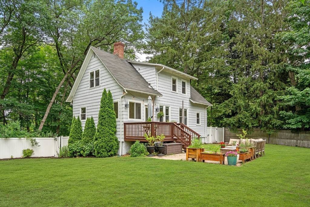 5 Cobb Avenue, Peabody, MA 01960