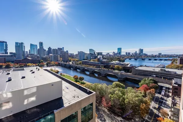 Cambridge, MA 02141,8-12 Museum Way #1921