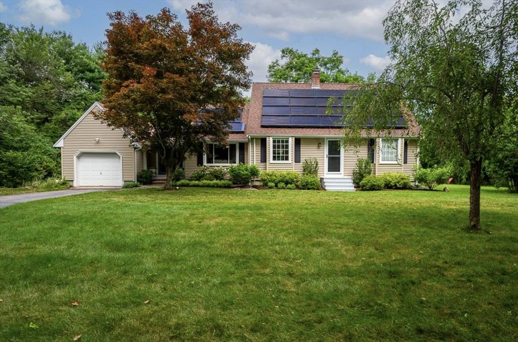 100 Bent St, Franklin, MA 02038