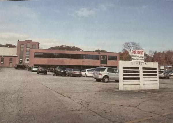 Attleboro, MA 02703,81 West St