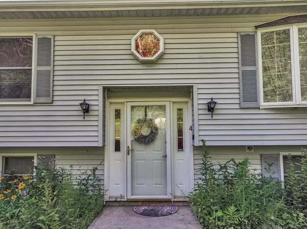 Monson, MA 01057,4 Crest Rd