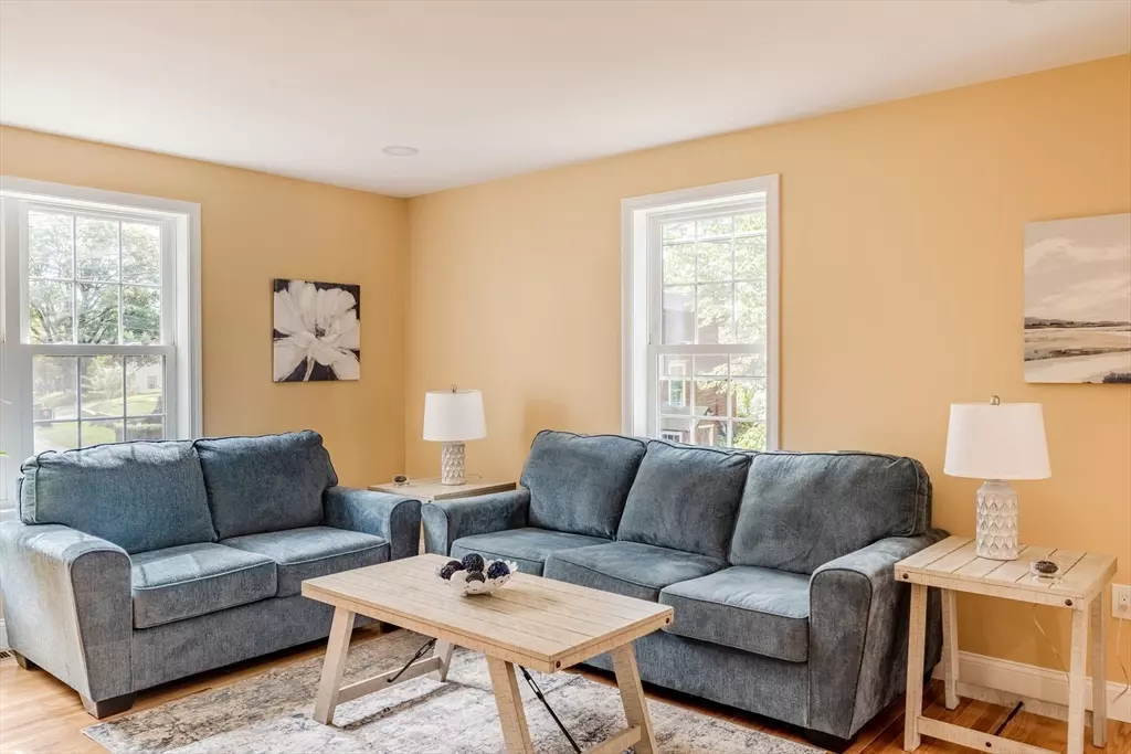 North Attleboro, MA 02760,45 Moran