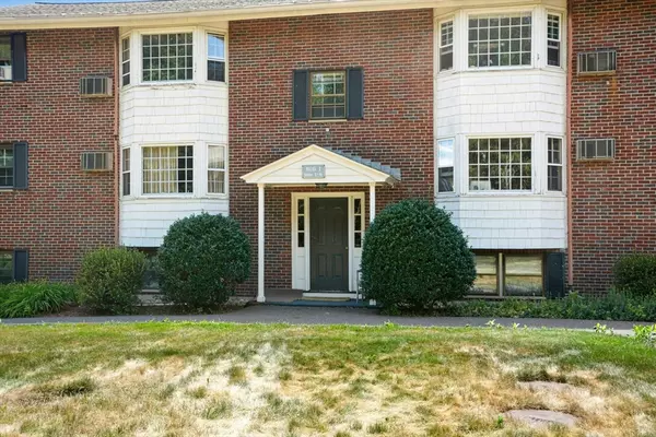 Acton, MA 01720,1 Town House Lane #6