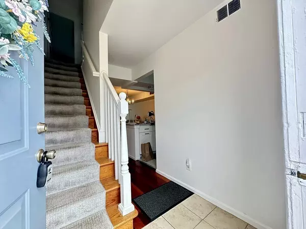 Framingham, MA 01701,404 Windsor Dr #404