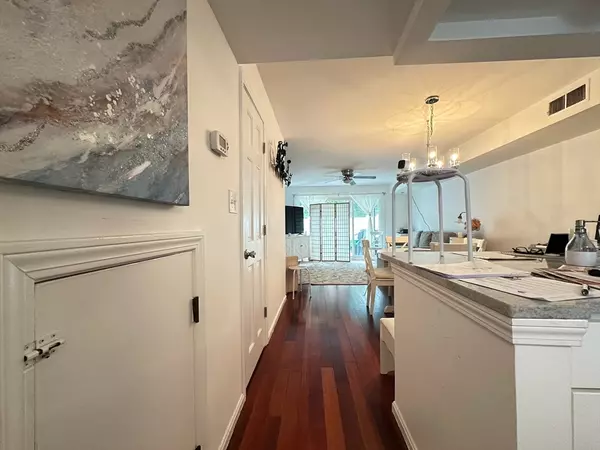 Framingham, MA 01701,404 Windsor Dr #404