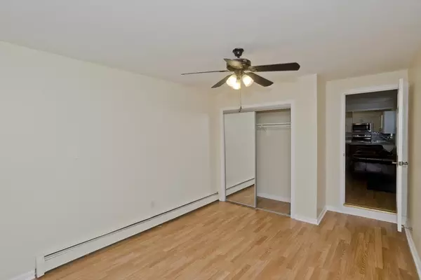 Hampden, MA 01036,159 N Monson Rd #1