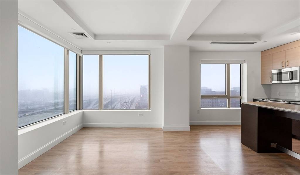 99 Kneeland St #904, Boston, MA 02111