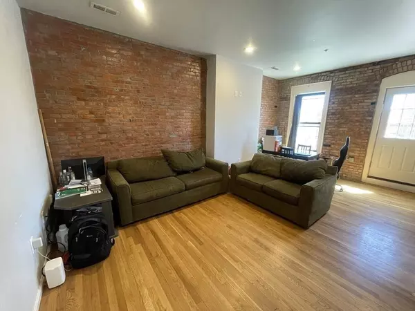 Boston, MA 02119,18 Perrin St #Room A