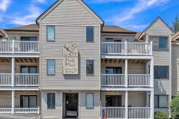 Worcester, MA 01603,11 Hulbert Rd #8