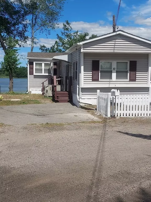 17 Lisa Drive, Taunton, MA 02780
