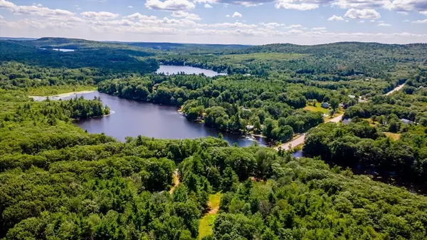 2409 W State Rd, Ashby, MA 01431