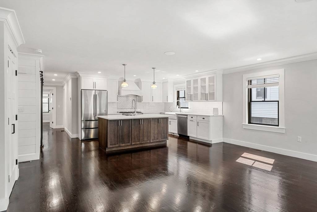 Boston, MA 02126,4 Crossman St #4