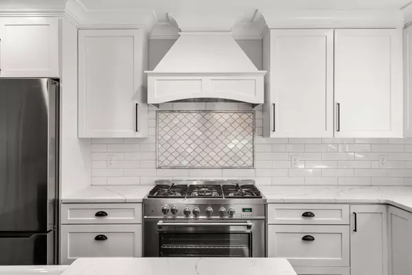Boston, MA 02126,4 Crossman St #4