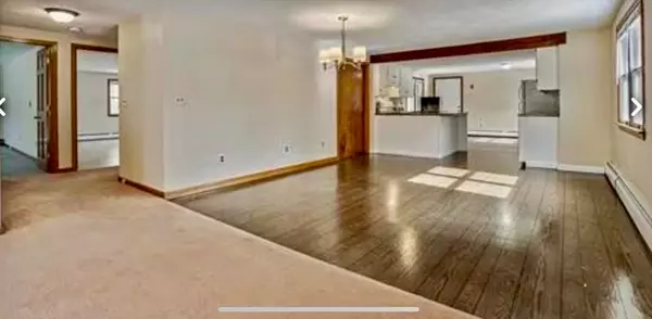 Wenham, MA 01984,31R Burley Street