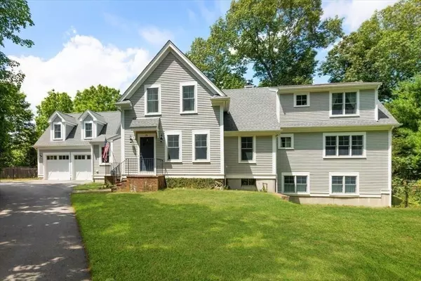 15 Lewis Court, Hingham, MA 02043