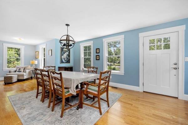 15 Lewis Court, Hingham, MA 02043