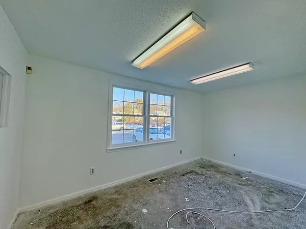 Westford, MA 01886,270 Littleton Road #30