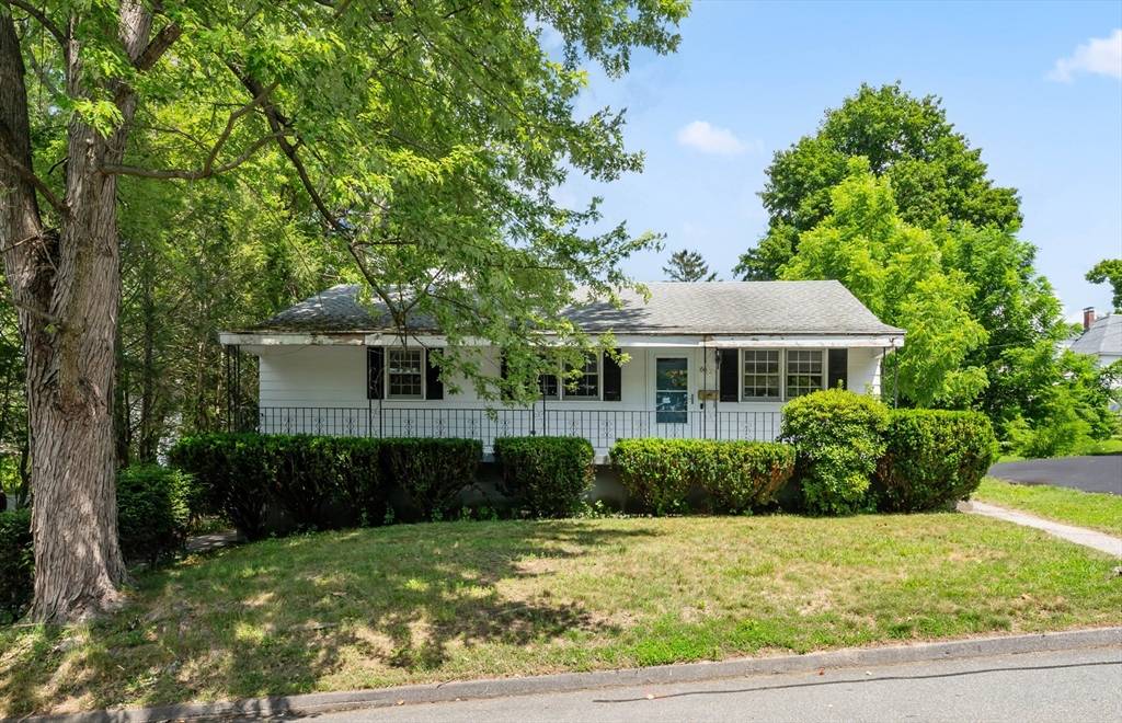 66 Vincent Ave, Worcester, MA 01603