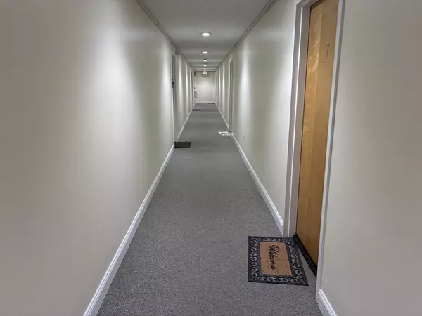 Boston, MA 02136,25 Alpine St #7