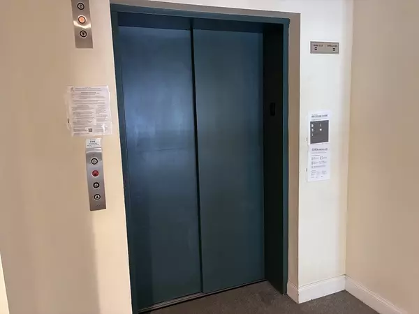 Boston, MA 02136,25 Alpine St #7