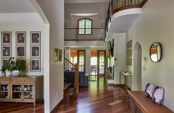 Lenox, MA 01240,250 West St