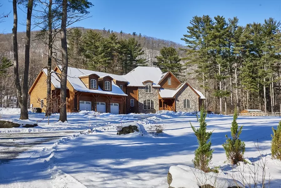 250 West St, Lenox, MA 01240