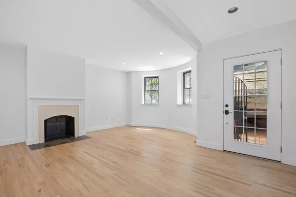 Boston, MA 02116,131 Warren Ave #1