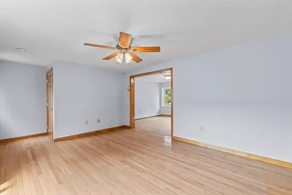 Templeton, MA 01468,80 S Main St