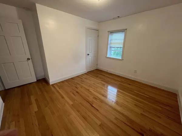 Quincy, MA 02171,23 Myrtle #2/F