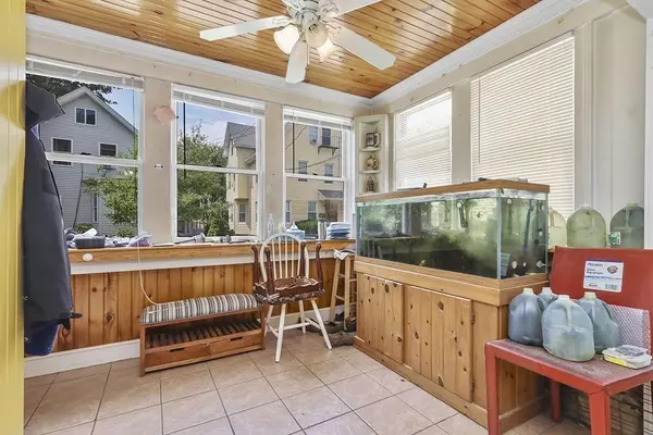 Attleboro, MA 02703,24 Perrin St