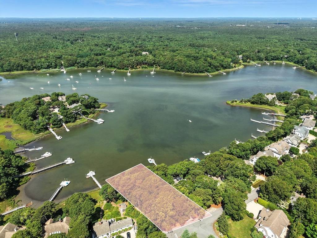 102 Summersea Rd, Mashpee, MA 02649